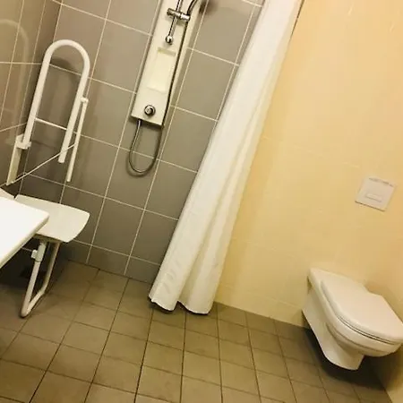 Au Beaujolais Saint Jean Otel Belleville-sur-Saône