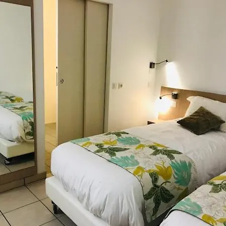 Au Beaujolais Saint Jean Otel 3*
